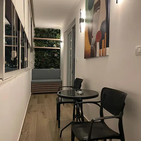 Center - Your Cosy Corner Apartamento Tirana